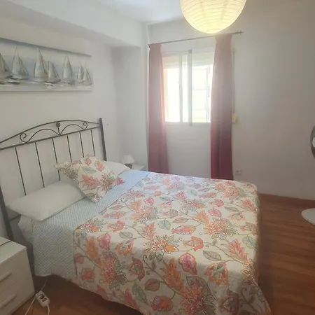 Visit Gibraltar In La Linea For Less! Apartment La Linea de la Concepcion